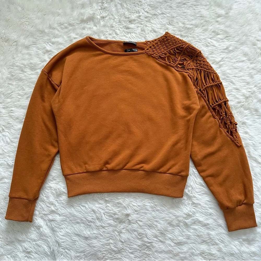 Carbon38 Sweatshirt Macrame Shoulder Pullover Long Sleeve Caramel Cafe XS - Picture 3 of 14
